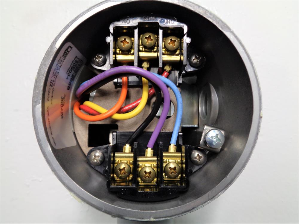 United Electric Pressure Switch E122-2BSB
